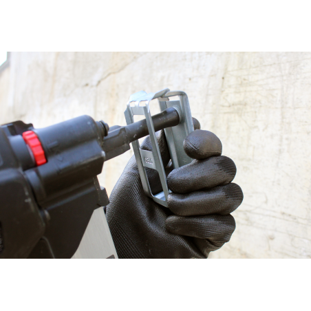 Applikationsbild 2 CHS kabelhållare i metall